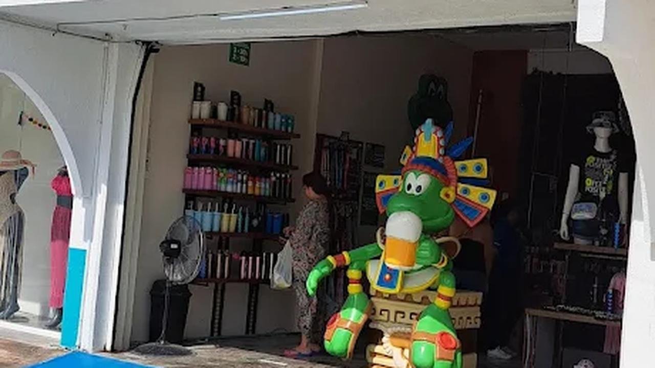 Señor Frog's Outlet Store