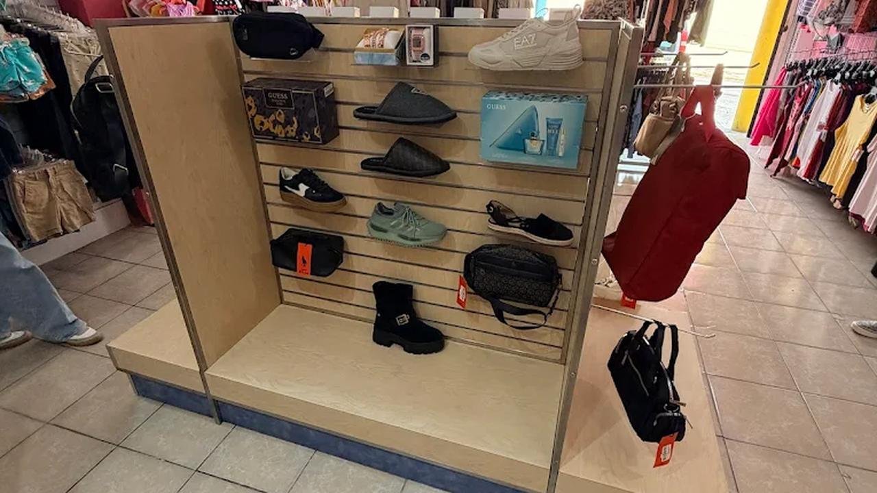 Outlet Clothes