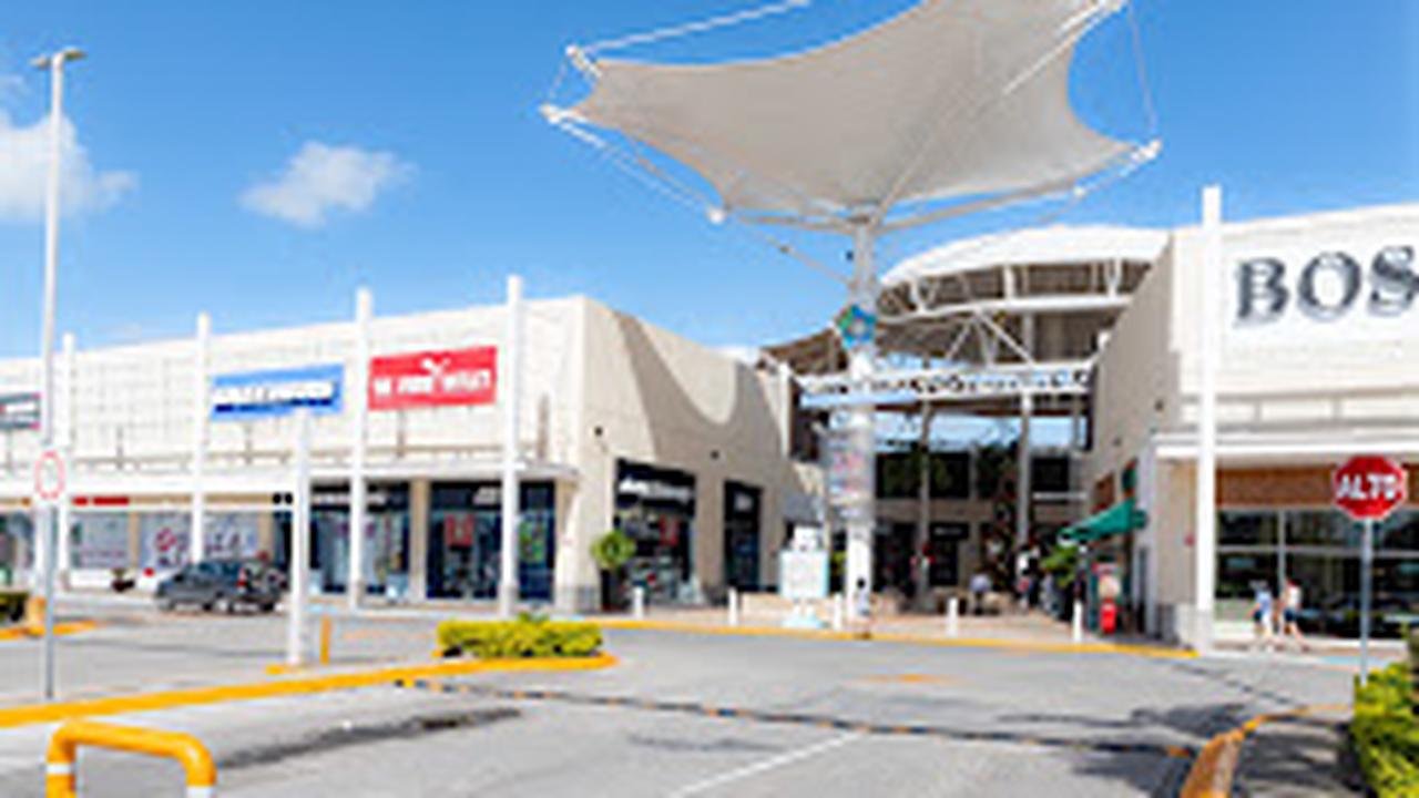Las Plazas Outlet Cancún
