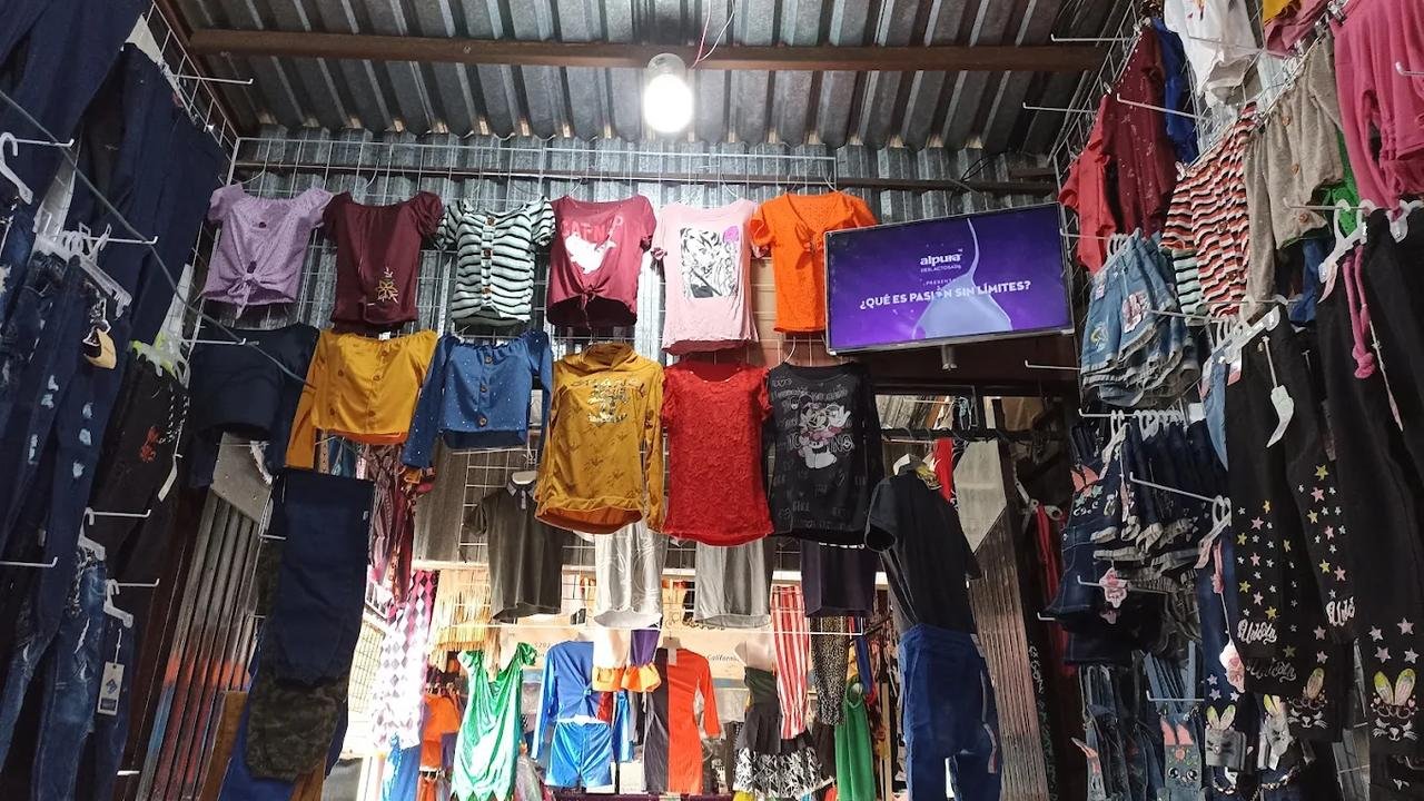 Swap Meet Lázaro Cárdenas