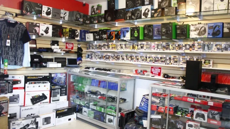La Cueva Outlet Zone